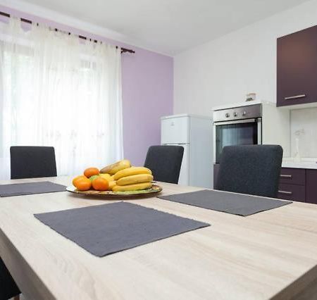 Apartment Helena Pola Esterno foto