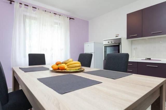 Apartment Helena Pola Esterno foto